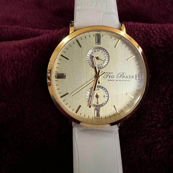 Ted Baker Women's Watch model TE2105 - Picture 1 of 5